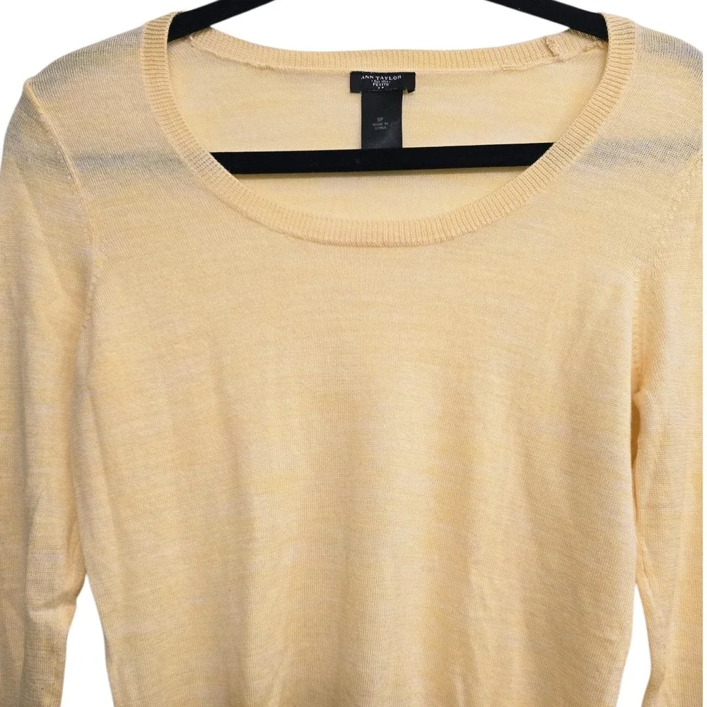 Ann Taylor Petite Cream Sweater Quiet Luxury Minimalist Vanilla Office Core SP